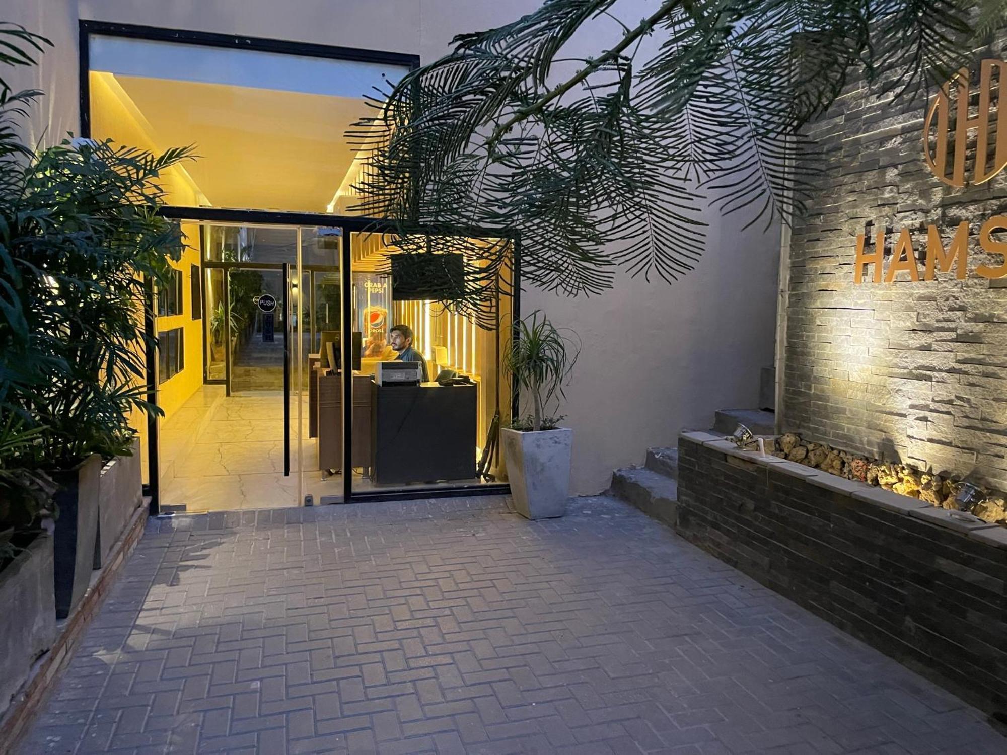 Hotel Hamsun Shahrah-E-Faisal Karáčí Exteriér fotografie